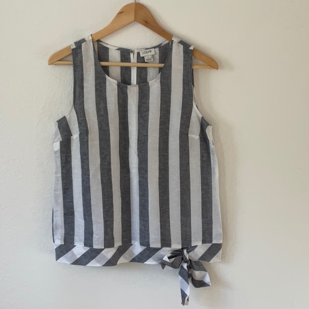 Linen JCrew tie top in cute dark greyish black and white stripes